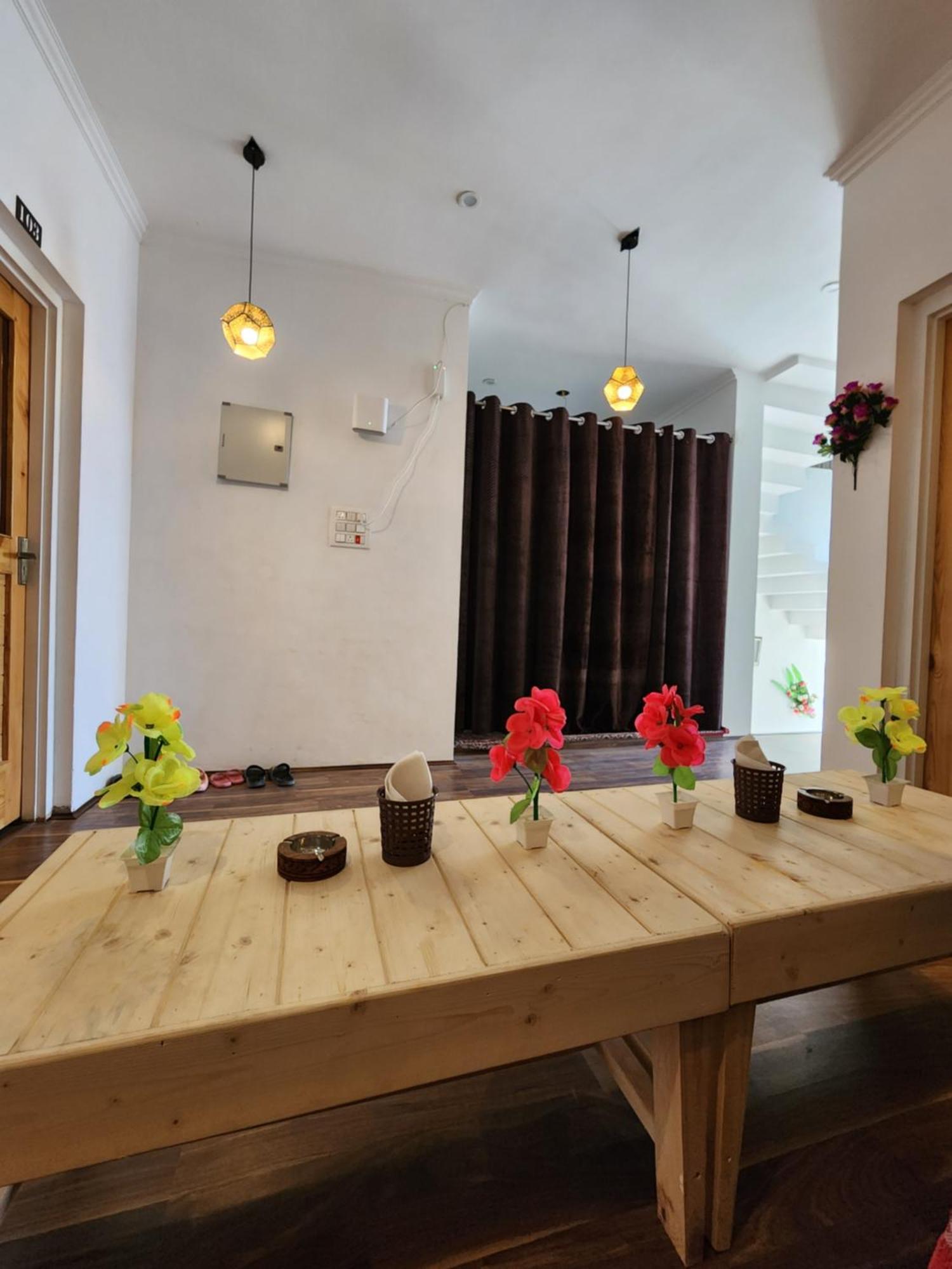 Serenity Inn Home Stay Srīnagar Extérieur photo